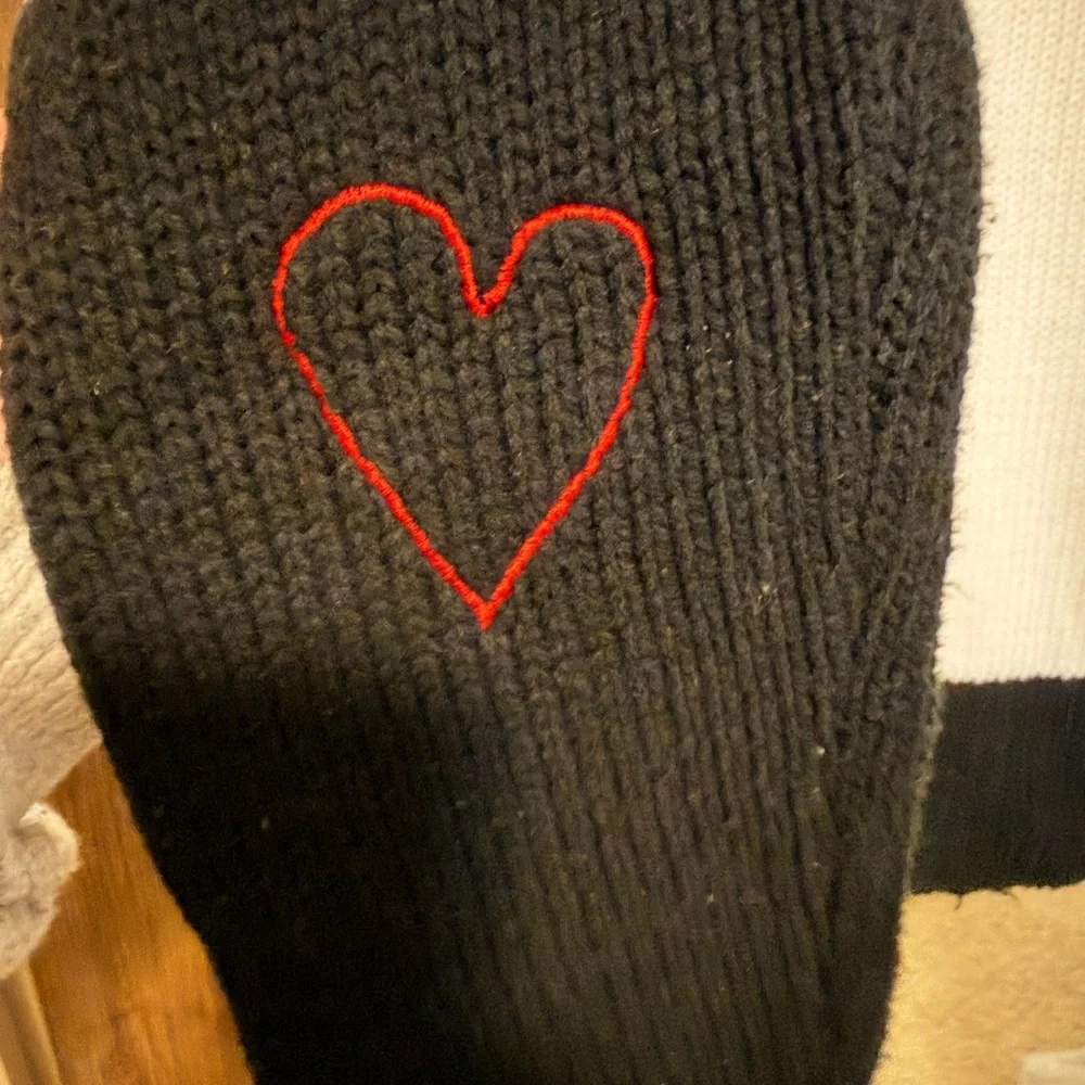 Sundry Sweater - Picture 6 of 6